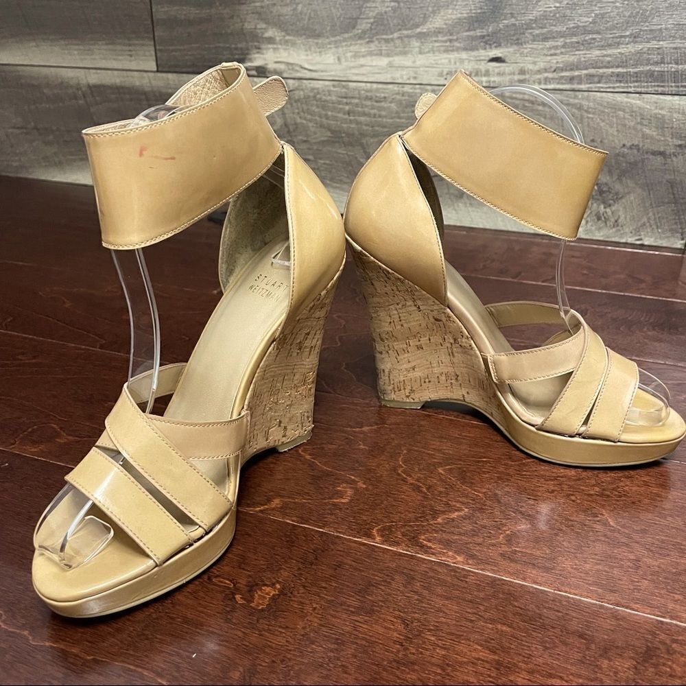 Stuart Weitzman Ankle-Cuff Tan Cork Wedge Sandal Size 7 - Picture 3 of 16